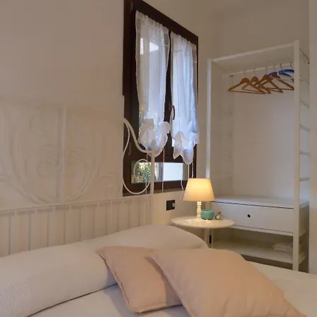 Casa Eucalipto شقة مارينا دي كامبو